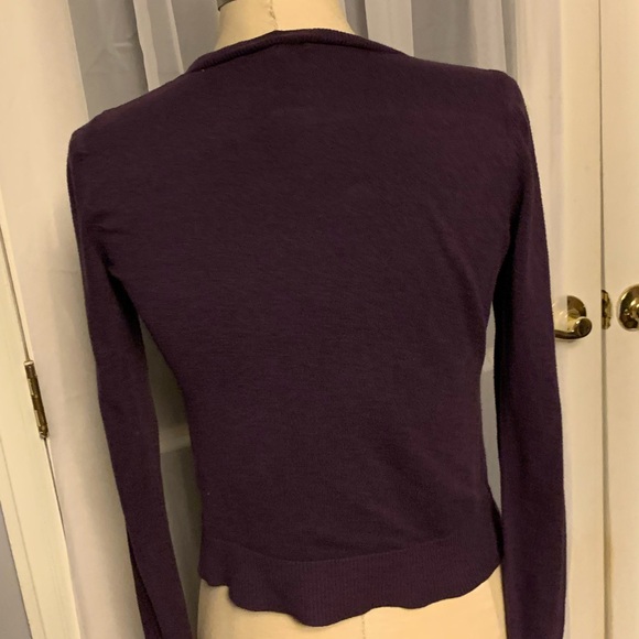 NEW YORK & COMPANY LONG SLEEVES BUTTON DOWN TOP - Picture 6 of 8